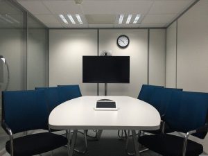 会議室のモニター